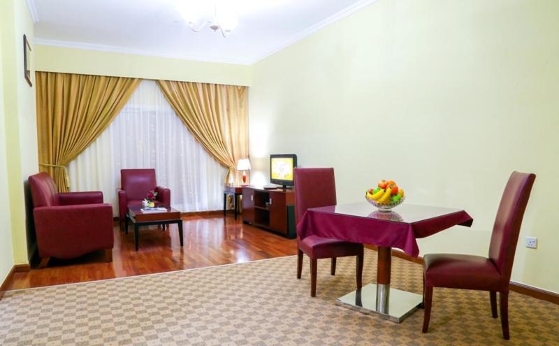 Ruwi Hotel Apartments, Sharjah Esterno foto