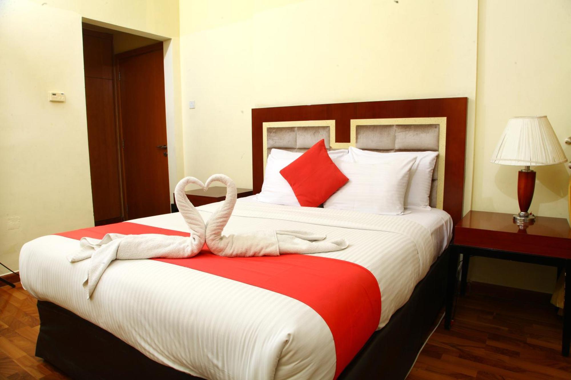 Ruwi Hotel Apartments, Sharjah Esterno foto