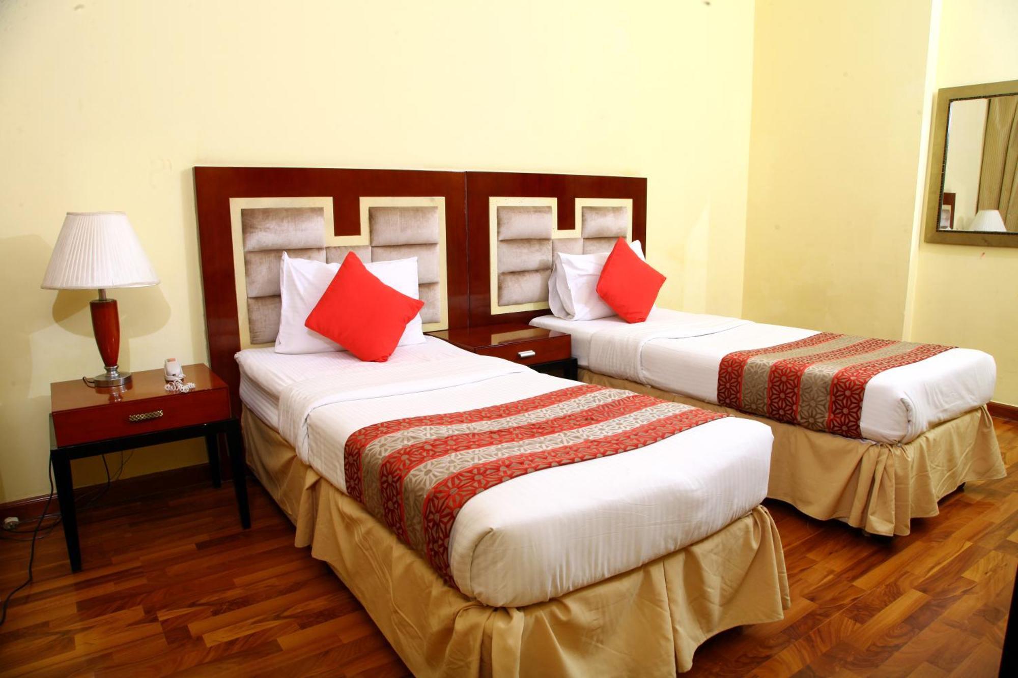 Ruwi Hotel Apartments, Sharjah Esterno foto