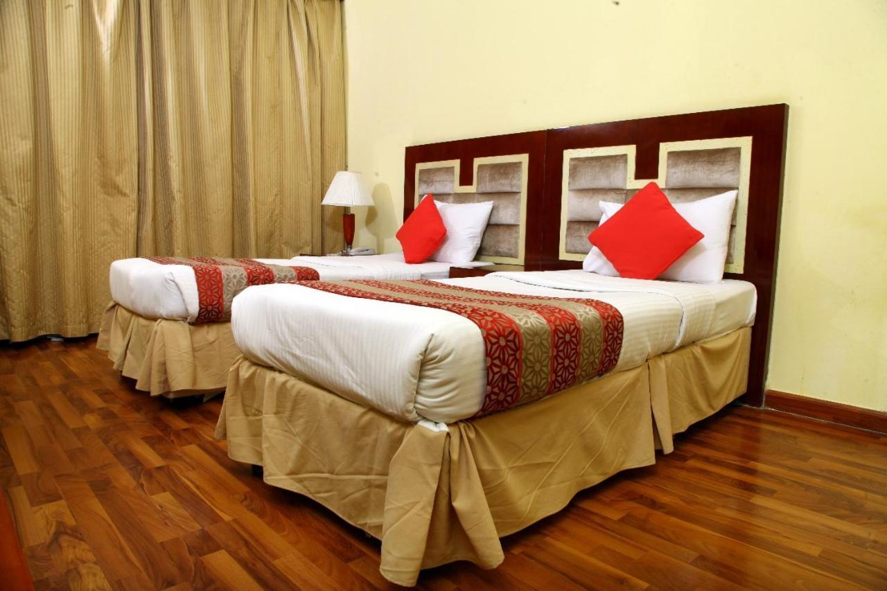 Ruwi Hotel Apartments, Sharjah Esterno foto